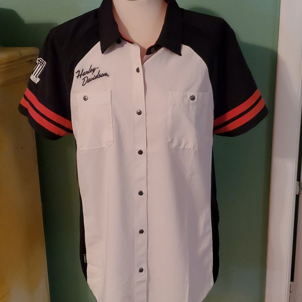 Womens Harley Davidson shirt